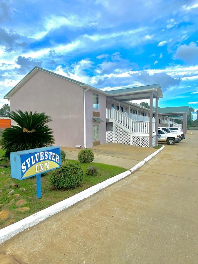 Sylvester Inn Bagian luar foto