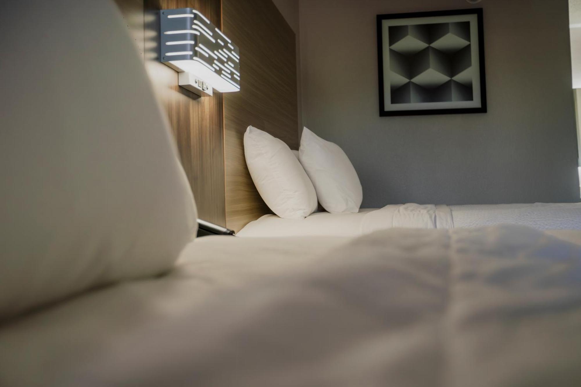Sylvester Inn Bagian luar foto